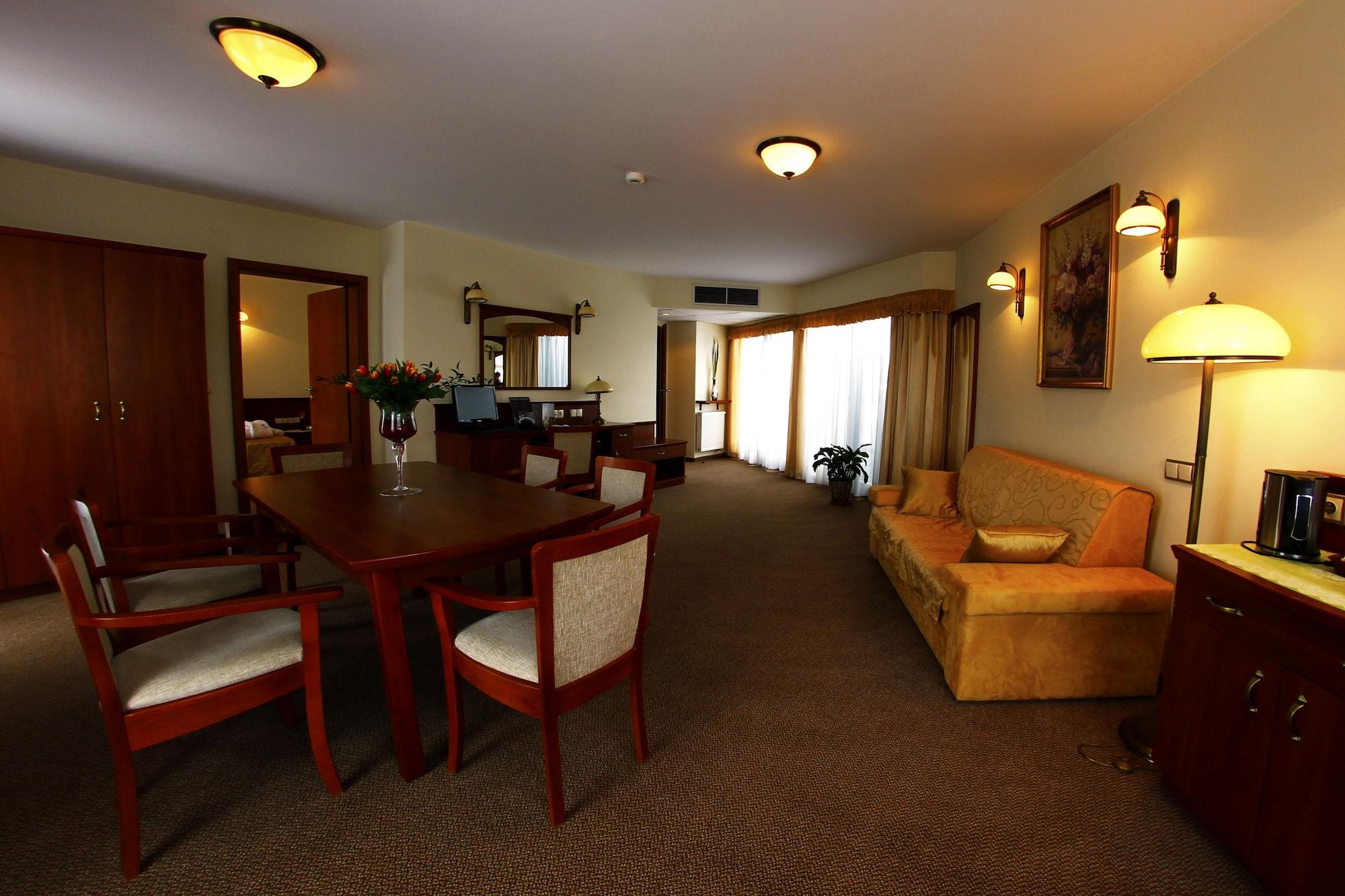 Great Polonia Conrad 4*