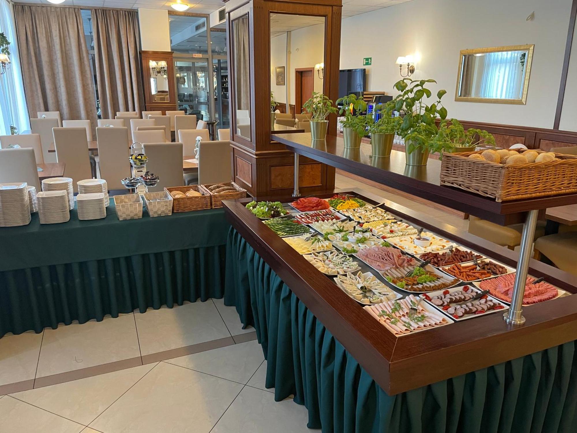 Hotel Great Polonia Conrad 4*